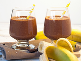 Cremiger Bananen-Schoko-Smoothie mit Kollagen – Abnehmgenuss mit Beauty-Boost