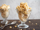 Sommerliches myLINE Rezept: Vanille-Mandel Cookie Dough Eis